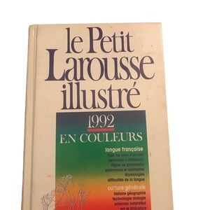 3/15$ Le petitLarousse dictionary book​
